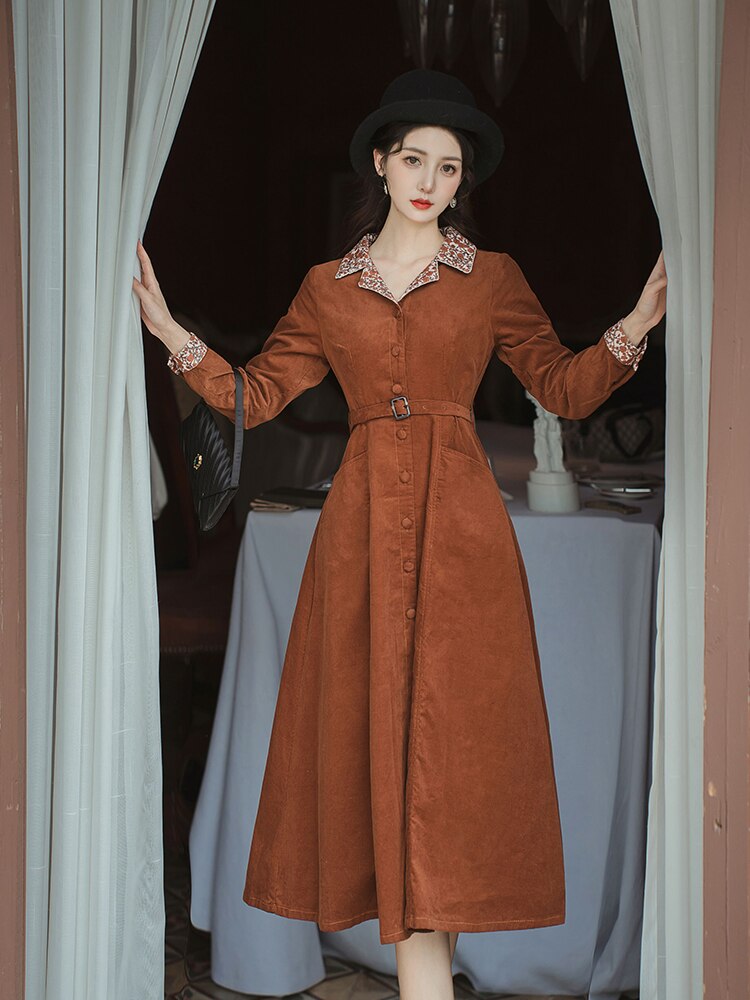 Della - Retro Turn Down Collar Overcoat Dress With Belt