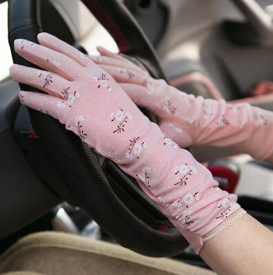 Vintage Roses & Lace Cotton Anti-UV Slip-resistant Wrist Length Driving Gloves (22 Styles)